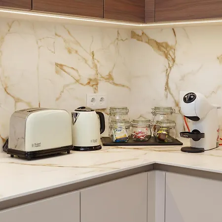 Lumo Flat アパート *