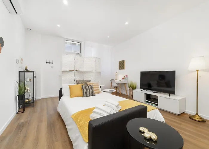 Апартаменти Lumo Flat *